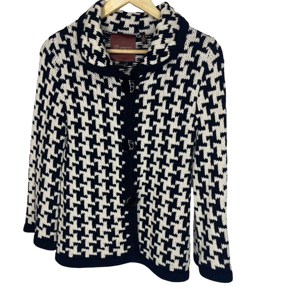 525 America Houndstooth Sweater Womens Size S Black White Snap Large Button